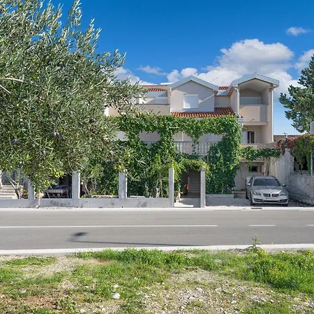 شقة 1 Bedroom Awesome In