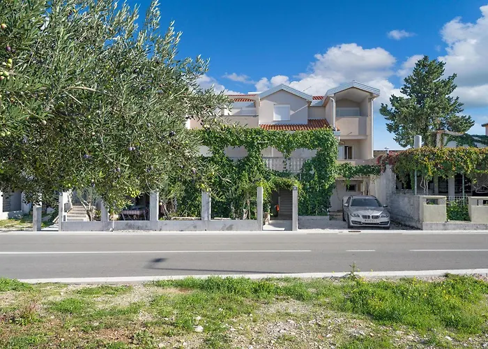 شقة 1 Bedroom Awesome In